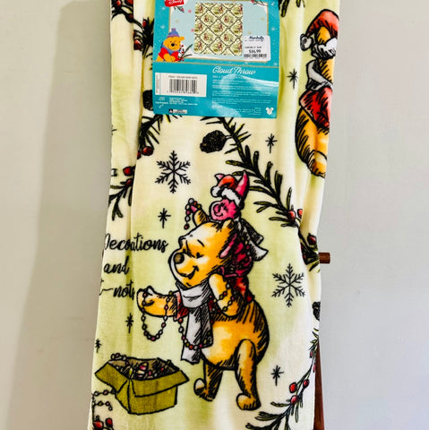 Winnie The Pooh Christmas Throw